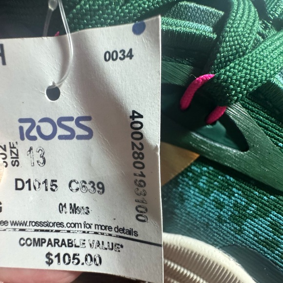 Adidas Unisex Trae Young 3 IE9301 TRAE YOUNG 3 Dark
Green/Gold - Picture 8 of 14